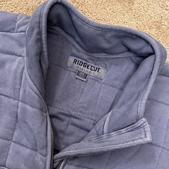 Ridgecut Toughware Women’s Gray Zip Up Sweater - Picture 2 of 2